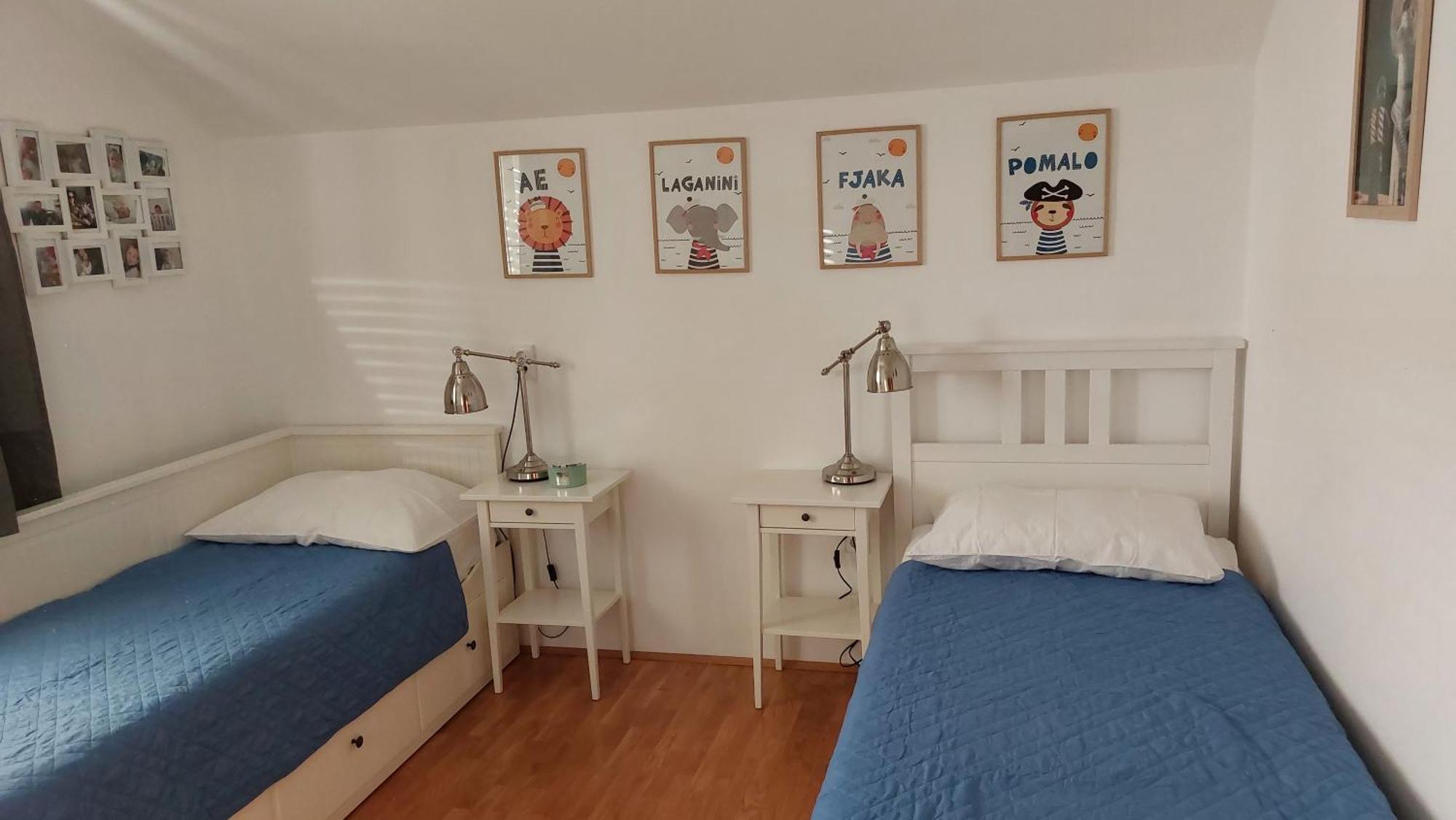 Mislav Apartment Trogir Exteriör bild