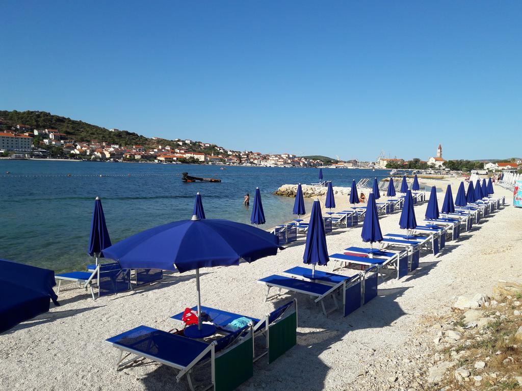 Mislav Apartment Trogir Exteriör bild